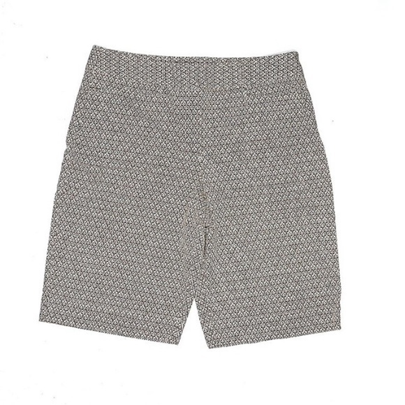 Talbots 14 tan/white boho pattern‎ cotton/spandex blend Bermuda shorts - Picture 1 of 7
